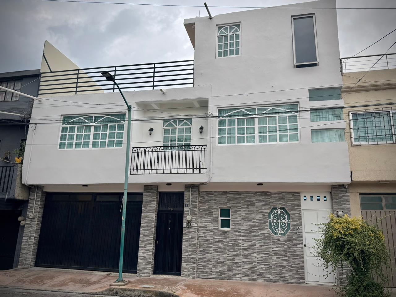 Fachada de la oficina de Nava & Asociados